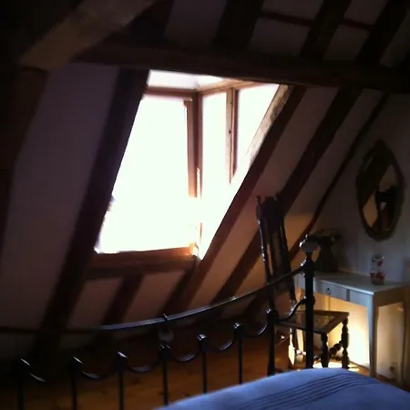 Rose Bed & Breakfast Teillots